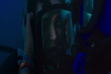47 Meters Down 2017 in English