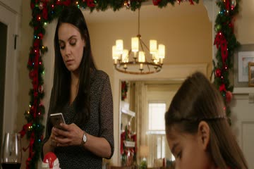 A Bad Moms Christmas 2017 in Hindi dubb