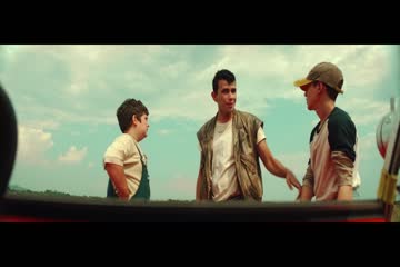 Altrimenti ci arrabbiamo 2022 in Hindi Dubb