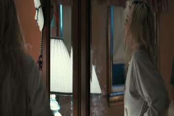 American Woman 2018 in Hindi