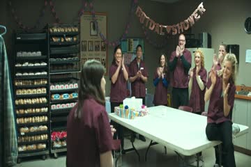 American Woman 2018 in Hindi