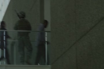 Earthfall 2015 in Hindi dubbed