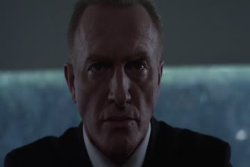 Earthfall 2015 in Hindi dubbed