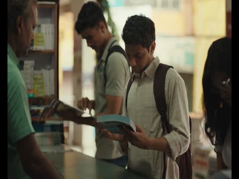 Homebound 2025 Hindi