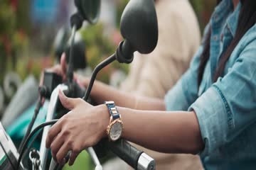 Kannum Kannum Kollaiyadithaal 2020 in Hindi