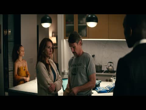 Leave the World Behind 2023 Hindi Dubb