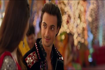 Loveyatri Love Will Take Over 2018