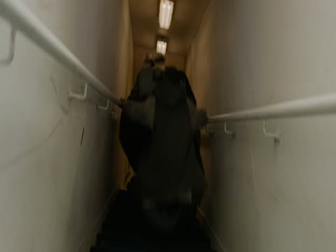 Meg 2 The Trench 2023 Hindi Dubb