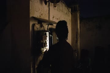 Men in Black International 2019 in English