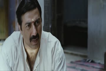 Mohalla Assi 2018