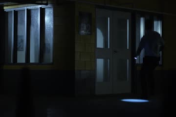 The Marine 5 Battleground Video 2017 in Hindi