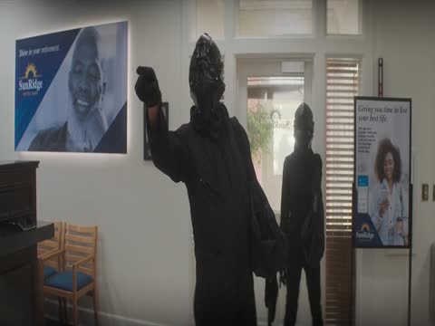 The Out Laws 2023 Dubb in Hindi