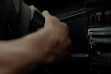 Triple 9 2016 in hindi dubb